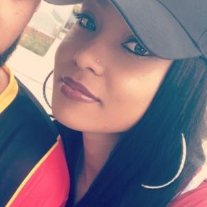 Meet your Posher, Jonakii